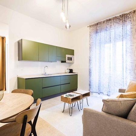 Vis Romae Luxury Apartments ภายนอก รูปภาพ