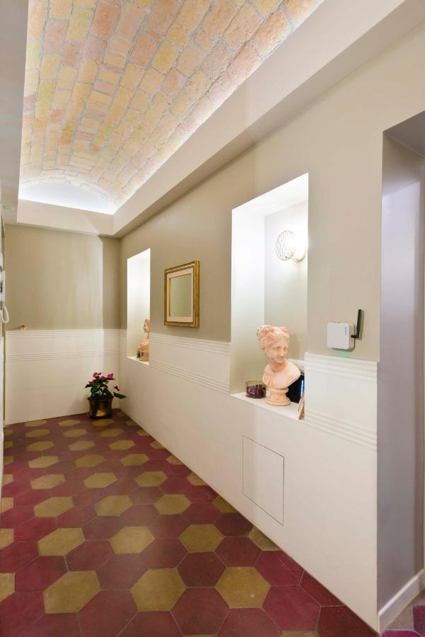 Vis Romae Luxury Apartments ภายนอก รูปภาพ