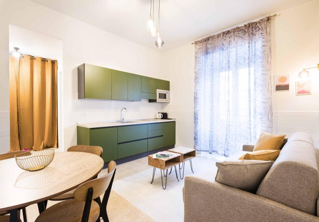 Vis Romae Luxury Apartments ภายนอก รูปภาพ